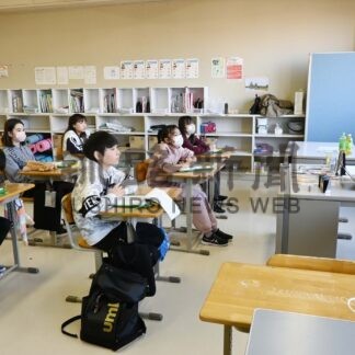 地元企業の仕事学ぶ　３小学校がキャリアカフェ【釧路市】(2024-11-28)