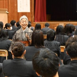 就職に「夢や目標を持って」商業高ＯＧ講演　釧路北ロータリーク【釧路市】(2024-11-04)