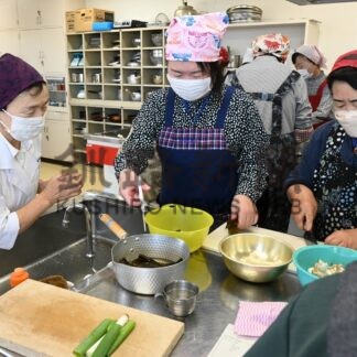 料理通じてＳＤＧｓ学ぶ　釧路管内女性大会【釧路市】(2024-11-07)