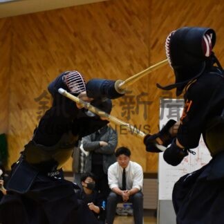 釧根一を懸け熱戦　剣道、小中学生が個人・団体戦【釧路町】(2024-11-25)