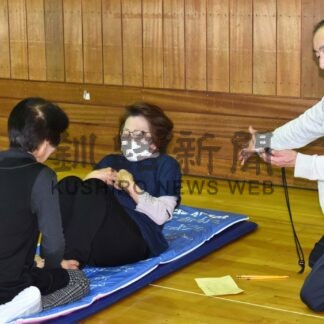 高齢者が体力測定　市老連【根室】(2024-11-12)