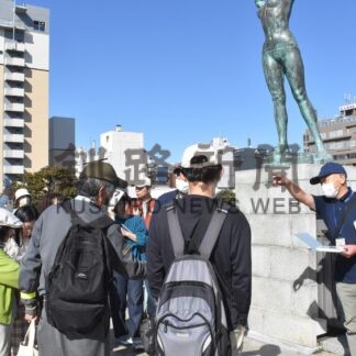 中心部の魅力 観光客に　「ガイド倶楽部」発足半年 活動100回に【釧路市】(2024-11-02)