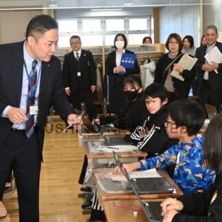 指導力、算数・数学力向上へ　教育主事が示範授業【釧路市】(2024-11-08)