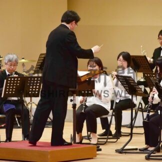 まちに音色響かせ50年　根室市民吹奏楽団２３日に記念演奏会【根室】(2024-11-19)