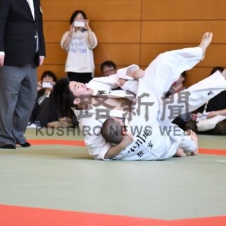 釧共栄 団体戦連覇　中学柔道【釧路市】(2024-11-04)
