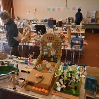 紙や木材で多彩な力作　児童、生徒の「造形教育展」【釧路市】(2024-11-08)