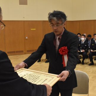 卓越技能者５人表彰【根室】(2024-12-03)