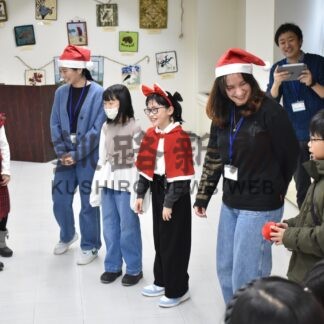 ＡＬＴ講師に英語に触れる　生涯学習センター【釧路市】(2024-12-15)