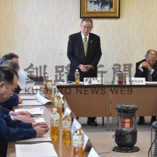 水揚げ数量５万㌧超　市場開設運営審議会【根室】(2024-12-25)