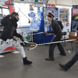 不審者、テロに備え訓練_1(2024-12-19)