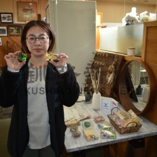 手作り作品やグルメ一堂に　あすボンマルシェ【標茶】(2024-12-07)