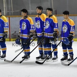 武修館快勝、準決勝へ　全道高校アイスホッケー【帯広】_1(2024-12-16)