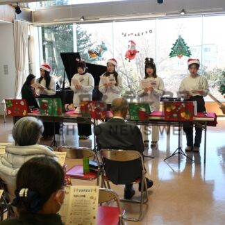 美しいメロディーで魅了　シロアムコンサート、一足早いＸマス【釧路市】(2024-12-14)