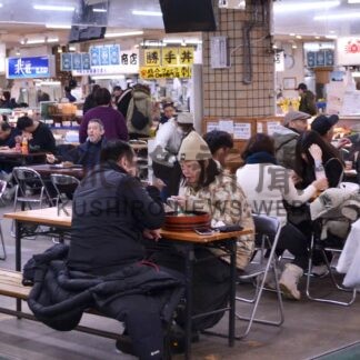 中国人客でにぎわい　和商市場最初の「和商の日」【釧路市】(2025-01-25)