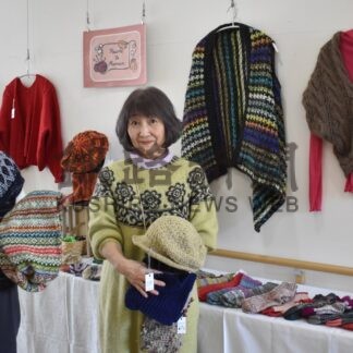手編みニット多種多彩100点【釧路市】(2025-01-16)