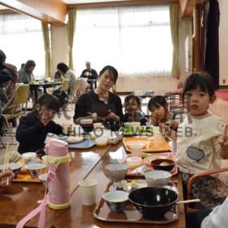 手作りの食事楽しむ　新年最初のおてら食堂【釧路市】(2025-01-21)