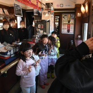 ＳＬ湿原号あす「発車」　試乗会、雄大な自然満喫【釧路市】(2025-01-17)