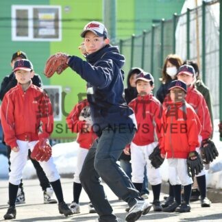江南高野球部、小学生に指導【釧路市】(2025-02-23)