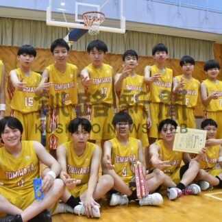 釧路町富原Ｖ、女子は釧鳥取西連覇　釧新杯バスケＵ15【釧路町】(2025-02-04)