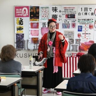 口腔ケアで誤嚥性肺炎予防　歯科衛生の士精田さん技法伝授【釧路市】(2025-03-03)