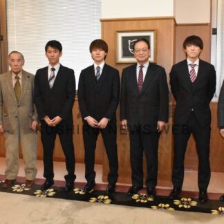 地元の支援に感謝　森重、野々村、森野選手表敬【別海】(2025-03-29)