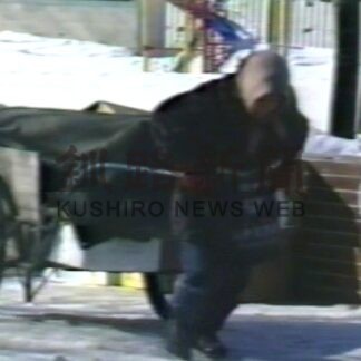 昭和の時代歩いた〝リヤカーおばさん〟　９９歳で亡くなった塚本さん、工藤さん遺族に映像届ける【釧路市】_1(2025-03-20)