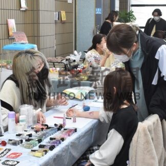 占いと癒やし 来場者ら満喫【釧路町】(2025-03-24)