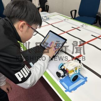 ロボットをプログラミング　児童が楽しく仕組み理解【根室】(2025-03-12)