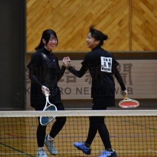 北海道一目指し熱戦　ソフトテニス高校インドア選手権【釧路町】(2025-03-11)