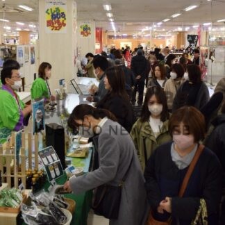 釧根グルメ、特産一堂に　イオン釧路店で「旨いもんフェア」【釧路市】(2025-03-16)