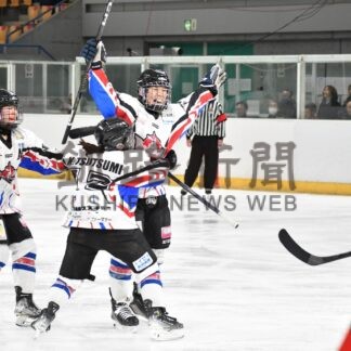 Ｄｉｓｈｉｎ逆転勝ち　全日本女子アイホ、ＴＯＹＯＴＡ　ＣＹＧＮＵＳに２－１【釧路市】(2025-03-16)