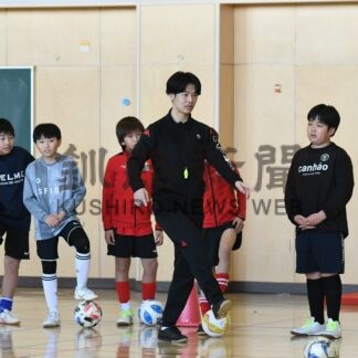 エスポの高橋選手、フットサルの基礎指導【釧路町】(2025-03-05)