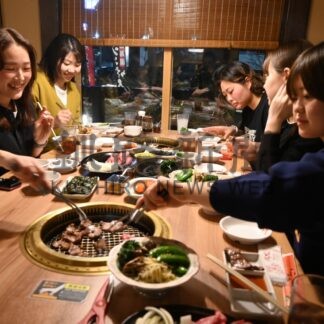 選手に焼き肉振る舞う　全日本女子アイホＶ、Ｄａｉｓｈｉｎ懇親会【釧路町】(2025-03-21)