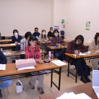 ガイド候補生続々　養成・観光講座１２人受講【釧路市】(2025-03-30)