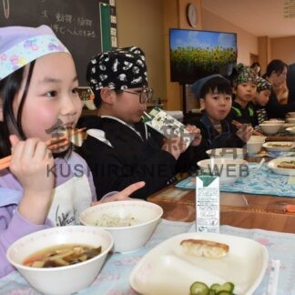 「１品増えてうれしい」　新学校給食センター稼働【釧路市】(2025-04-10)