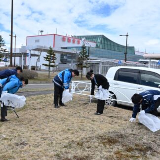 釧路空港を快適な環境で　大型連休前に職域清掃【釧路市】(2025-04-18)