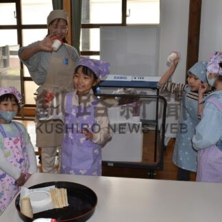 おいしいバターできた　沼幌小で出前授業　雪印メグミルク【標茶】(2025-04-27)