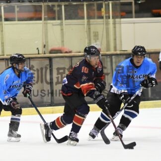 釧路Ｏ５０、全国連覇へ闘志　アイスホッケー・オールドタイマー【釧路市】(2025-04-15)