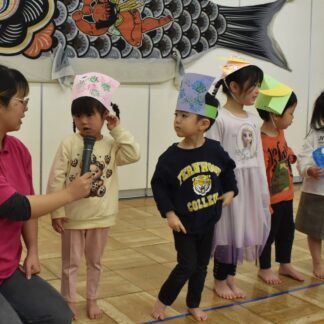 園児ら楽しいひととき　端午の節句にちなみ催し　みはらフレンド幼稚園【釧路市】(2025-05-01)