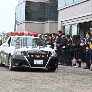 交通事故のない社会へ　春の安全運動前に合同出動式【釧路市】(2025-04-04)