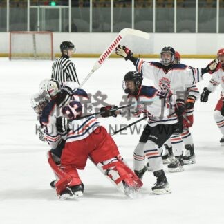 釧路勢 全国の強豪と熱戦　全日本少年アイスホッケー(2025-04-07)