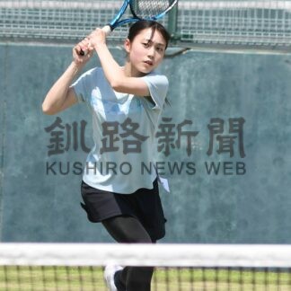 男子釧江南４連覇達成、女子釧北陽８年ぶりＶ　高体連釧新地区・テニス【釧路市】_3(2025-05-19)
