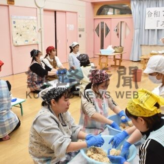無農薬大豆でみそづくり　第１福ちゃん保育園職員が研修【釧路市】(2025-05-03)