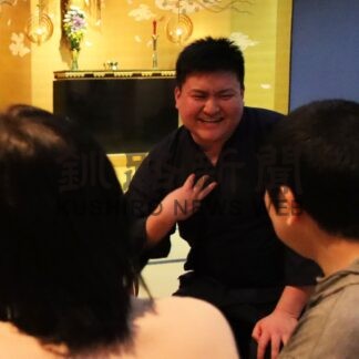 酒片手に僧侶と語り合う　根室別院で坊主ＢＡＲ【根室】(2025-05-29)