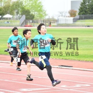 ４６７人が全力疾走　釧新杯陸上大会【釧路市】_7(2025-05-21)