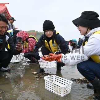 アサリ堀りで自然に触れる　厚岸小と散布小【浜中、厚岸】(2025-05-31)