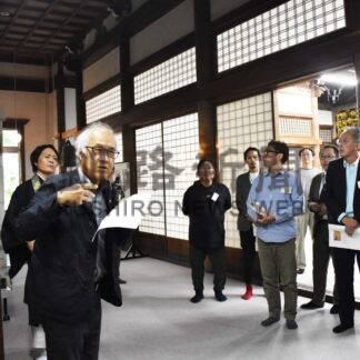 近代和風建築の技学ぶ　釧路あすなろクラブ、本行寺を見学【釧路市】(2025-06-27)