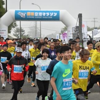 霧の中 滑走路駆ける　釧路空港マラソン【釧路市】(2025-06-15)