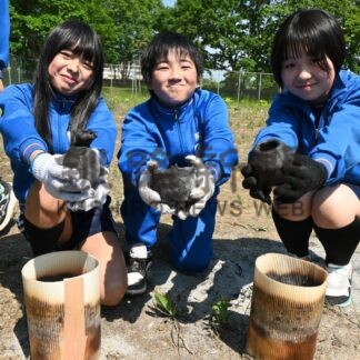 縄文土器作り児童が挑戦　附属釧路前期【釧路市】(2025-06-25)