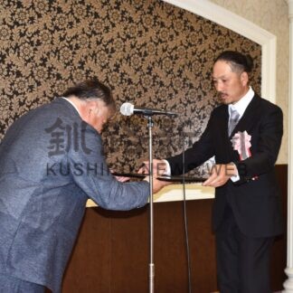 技能進歩、発展に貢献　釧路地方技能士会８人を表彰【釧路市】(2025-06-11)